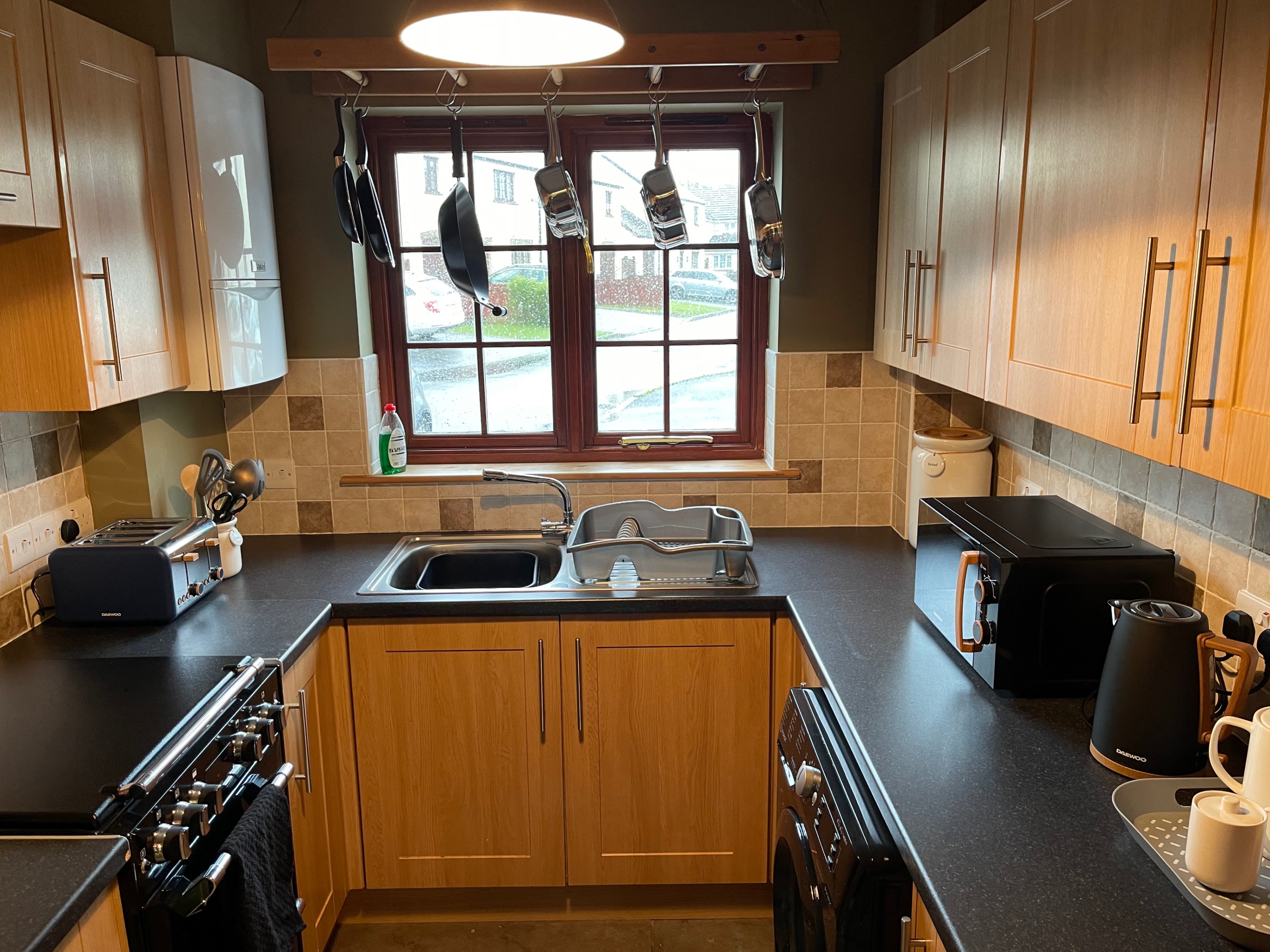 Photo of 2 Bedroom House Sleeps 5 - Hot Tub - Pets Welcome (4)