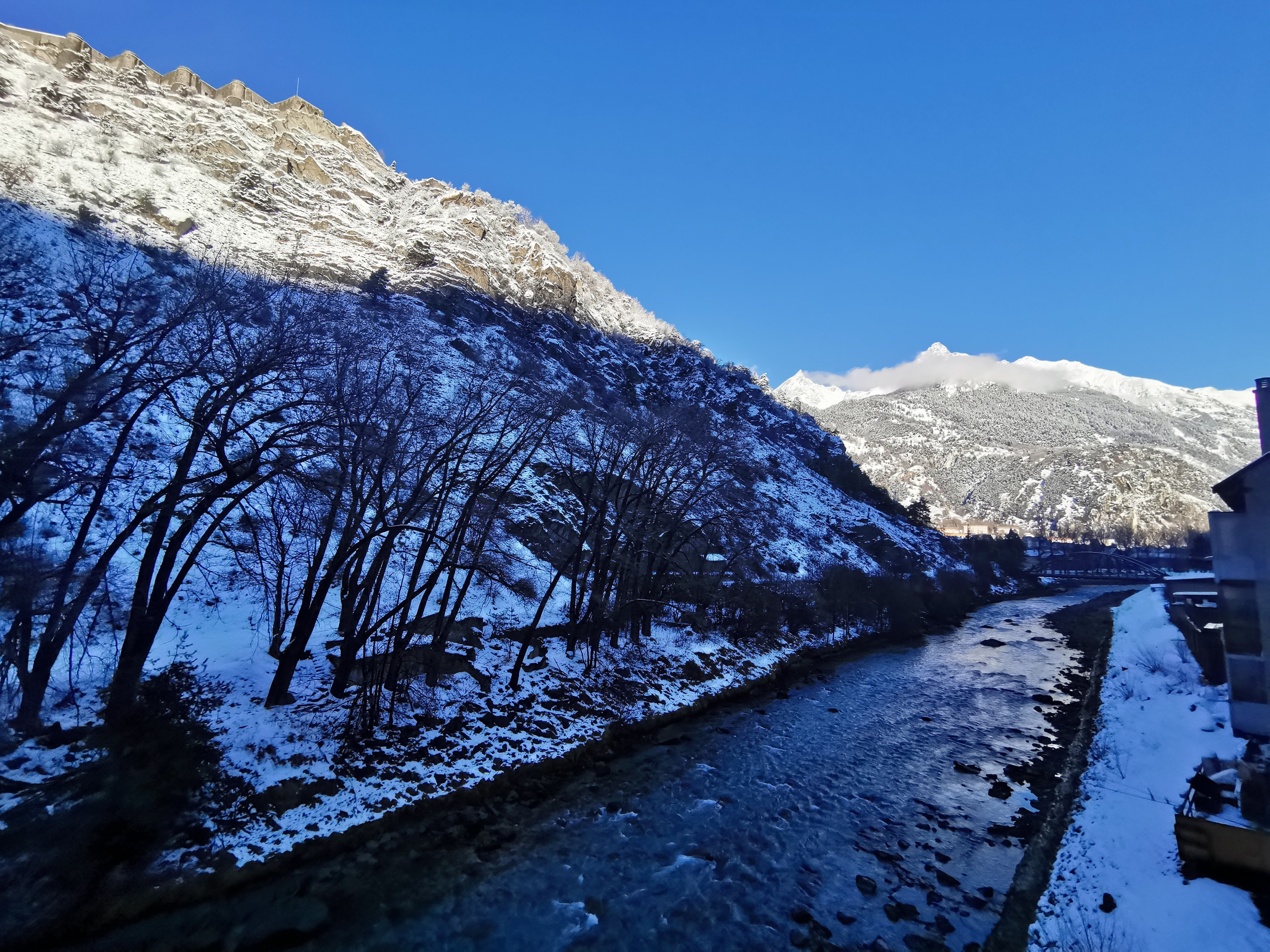 Photo of Appartement au bord de la Rivière (22)