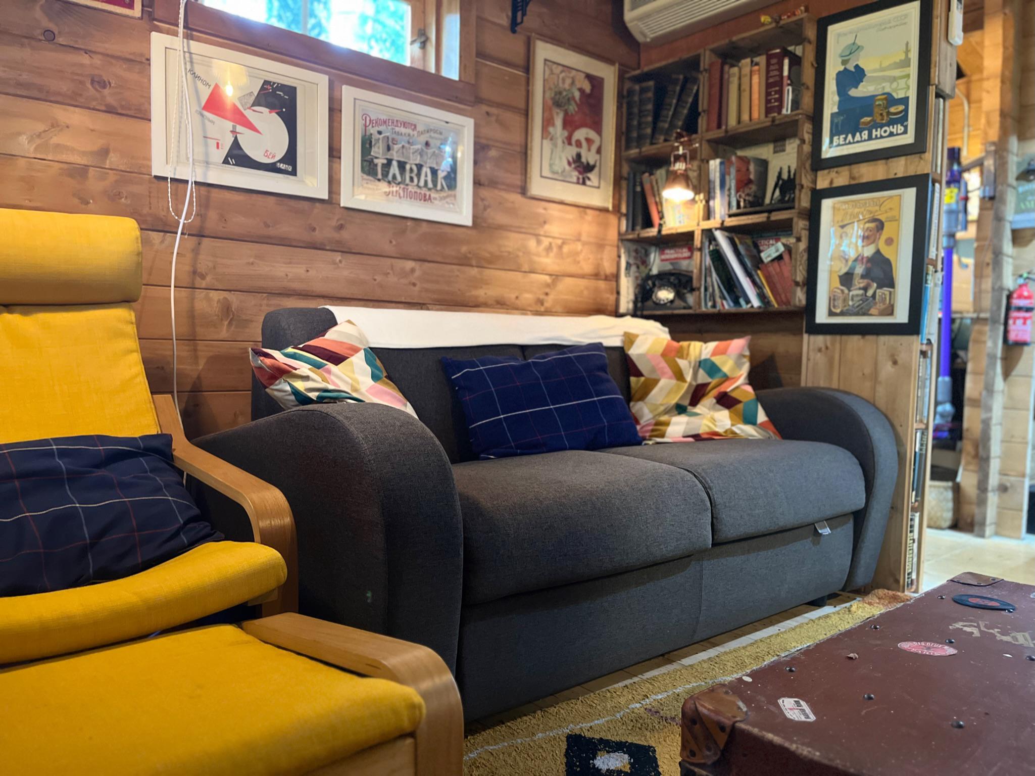 Photo of Retro Lodge nr Dartmoor with hot tub & opt sauna (16)