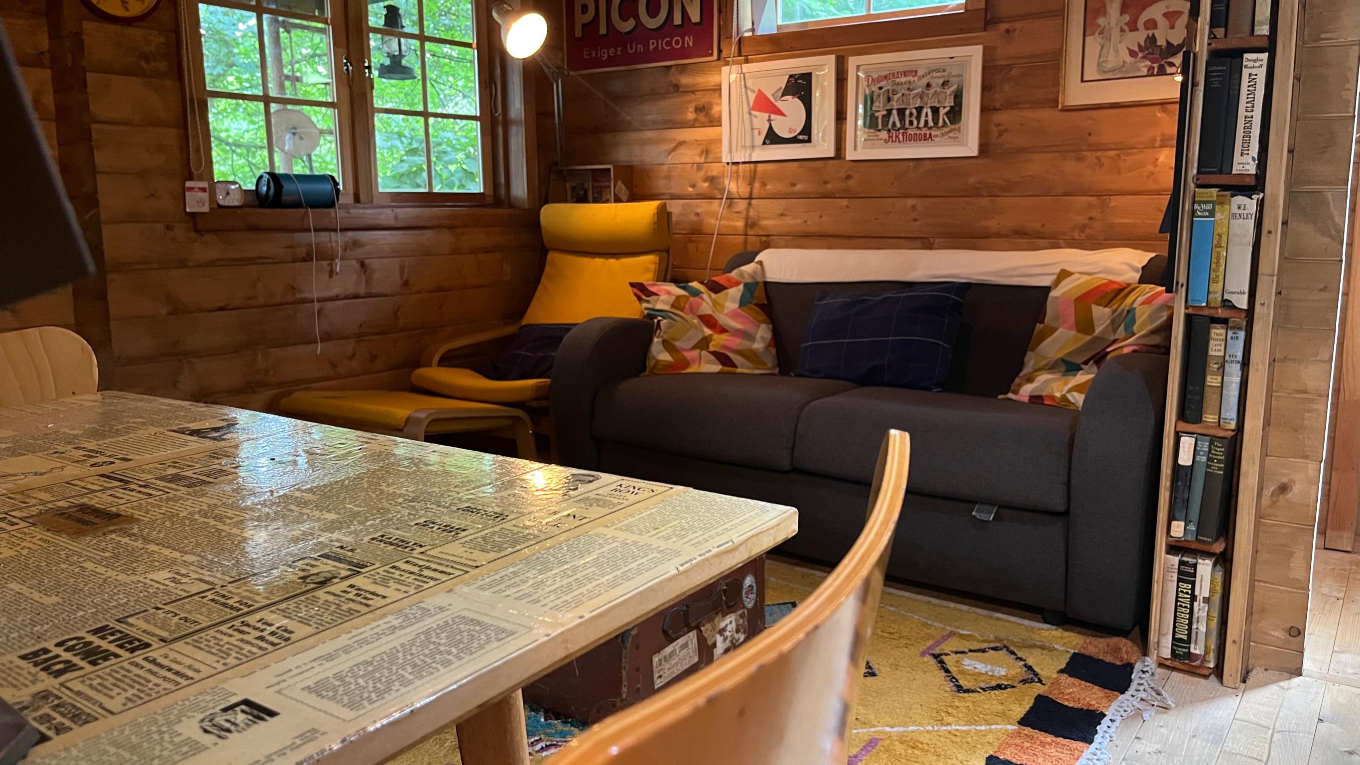 Photo of Retro Lodge nr Dartmoor with hot tub & opt sauna (35)