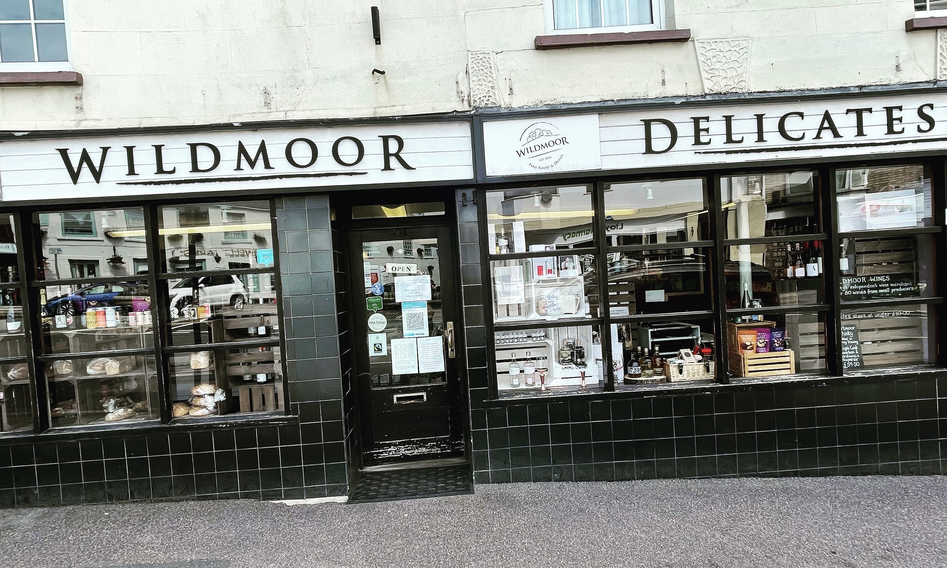 Photo of Retro Lodge nr Dartmoor with hot tub & opt sauna (26)