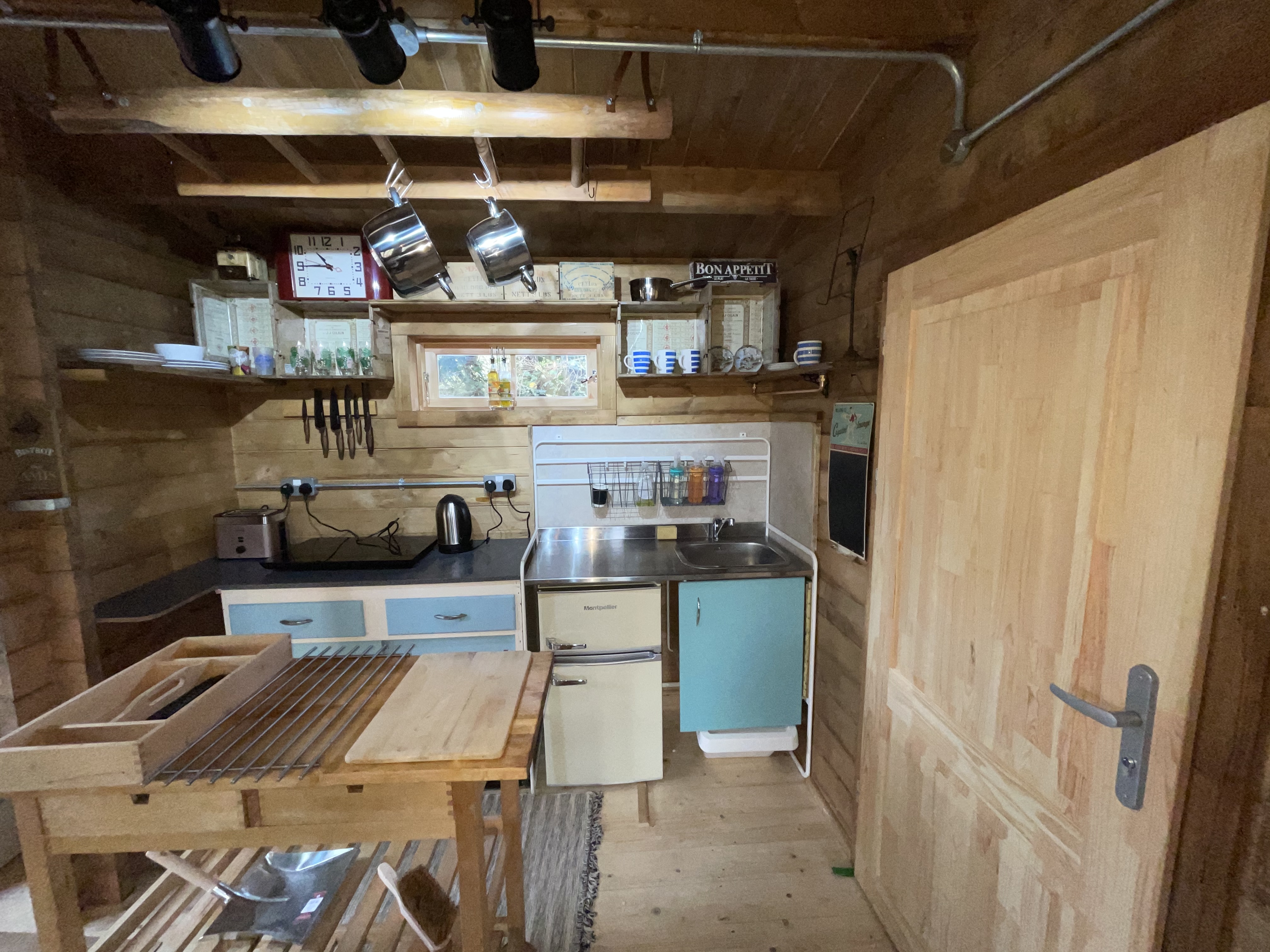 Kitchenette area