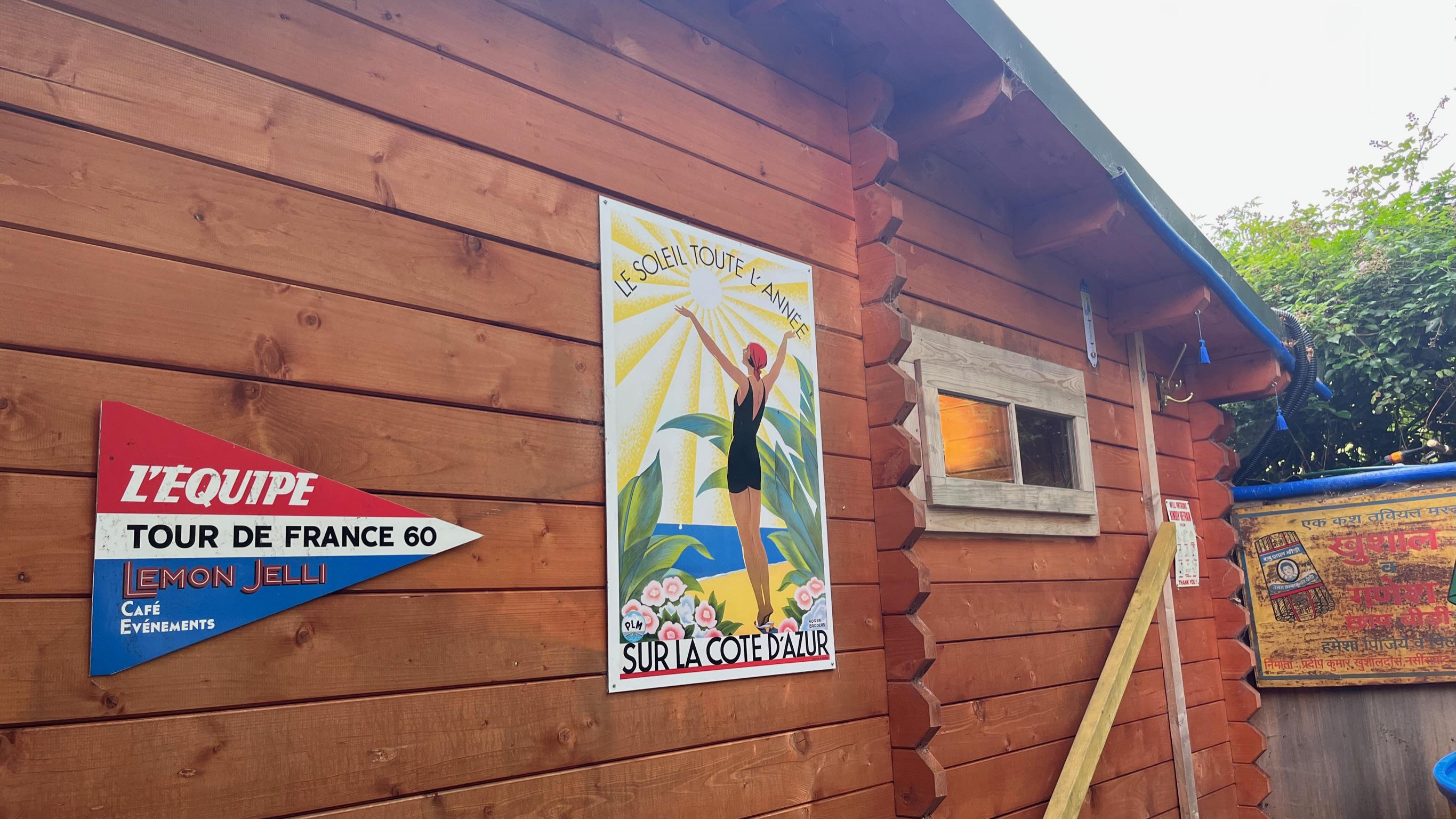 Photo of Retro Lodge nr Dartmoor with hot tub & opt sauna (39)
