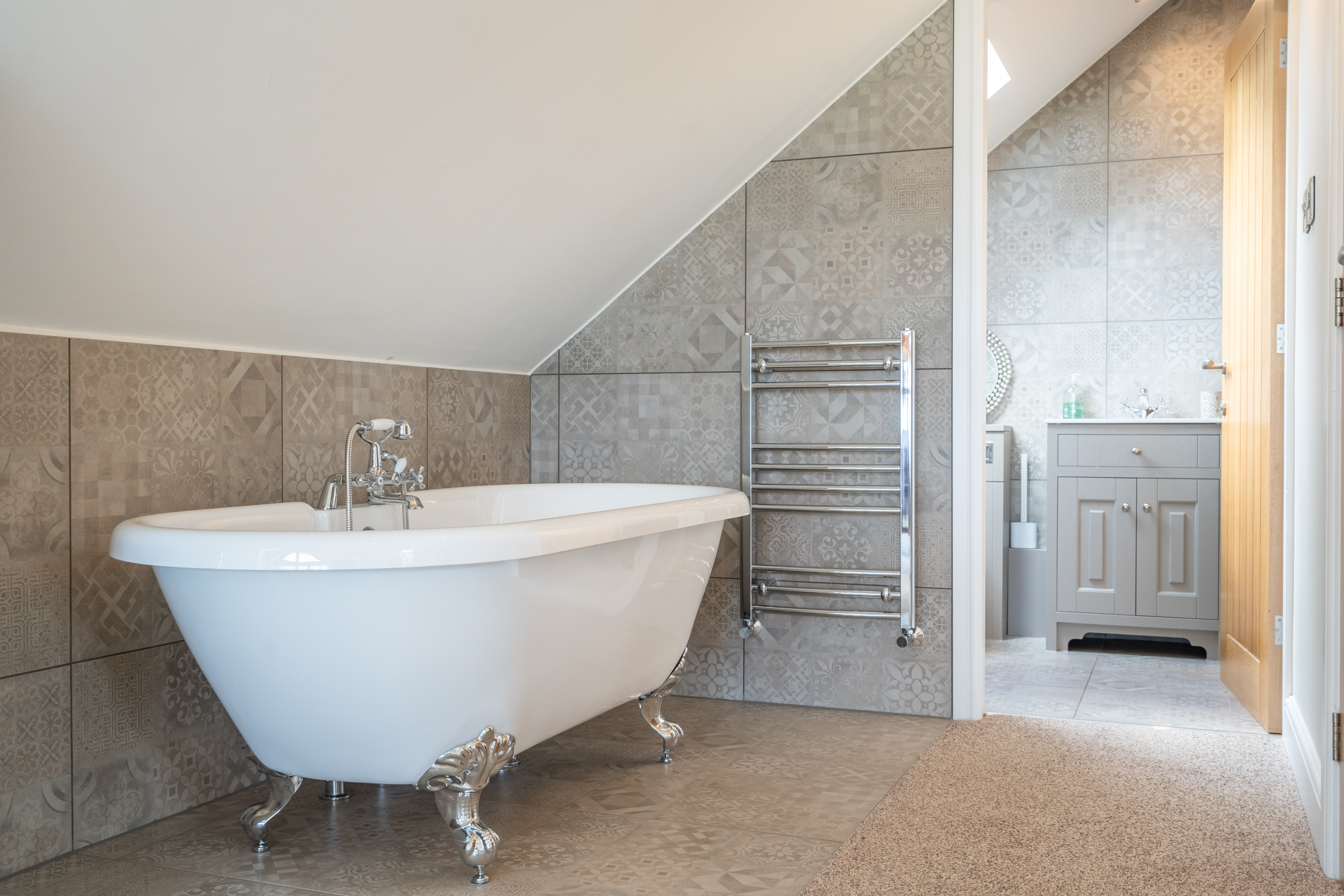 Photo of Valley View Lodge Sleeps 8 with Hot Tub (18)