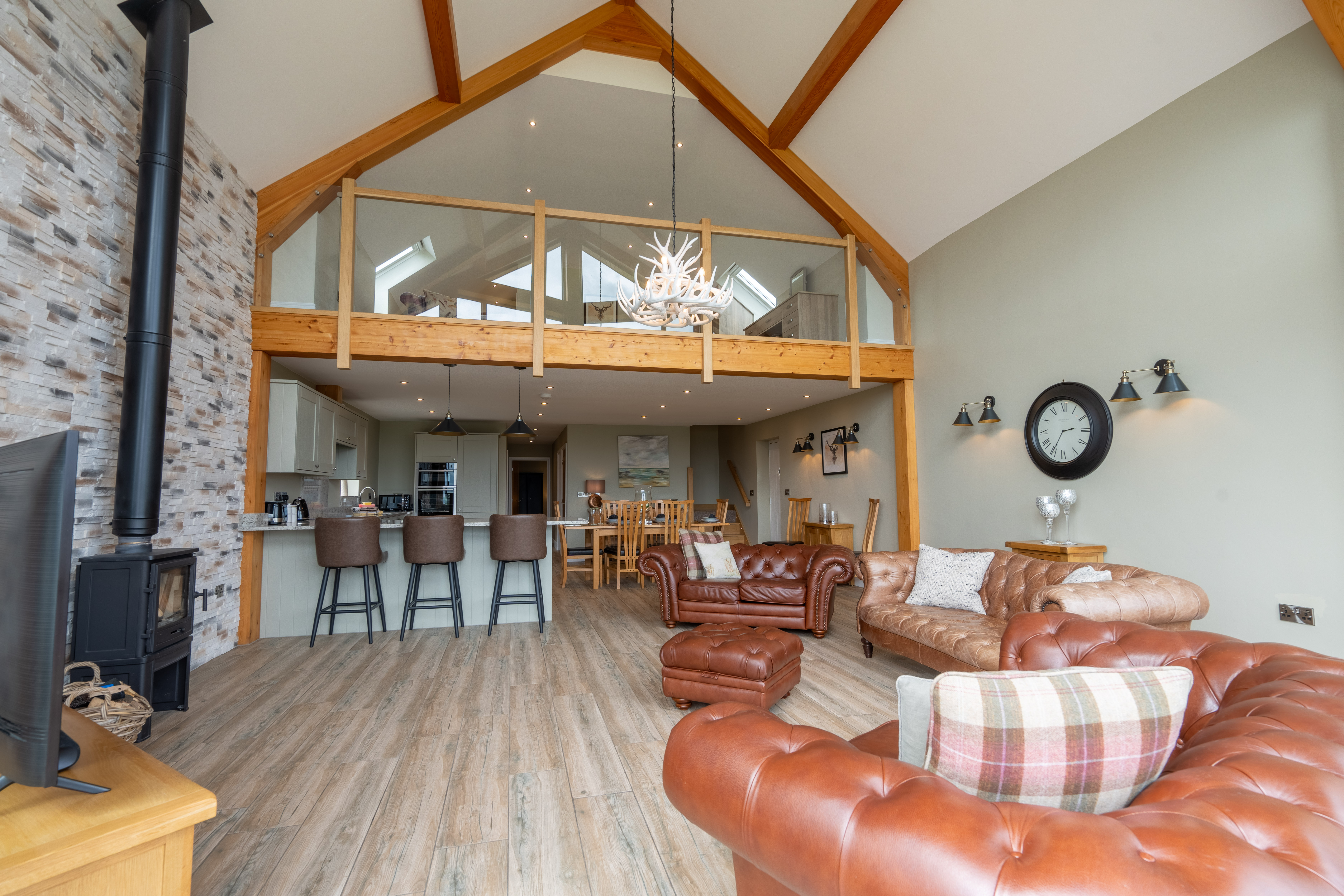 Photo of Valley View Lodge Sleeps 8 with Hot Tub (4)