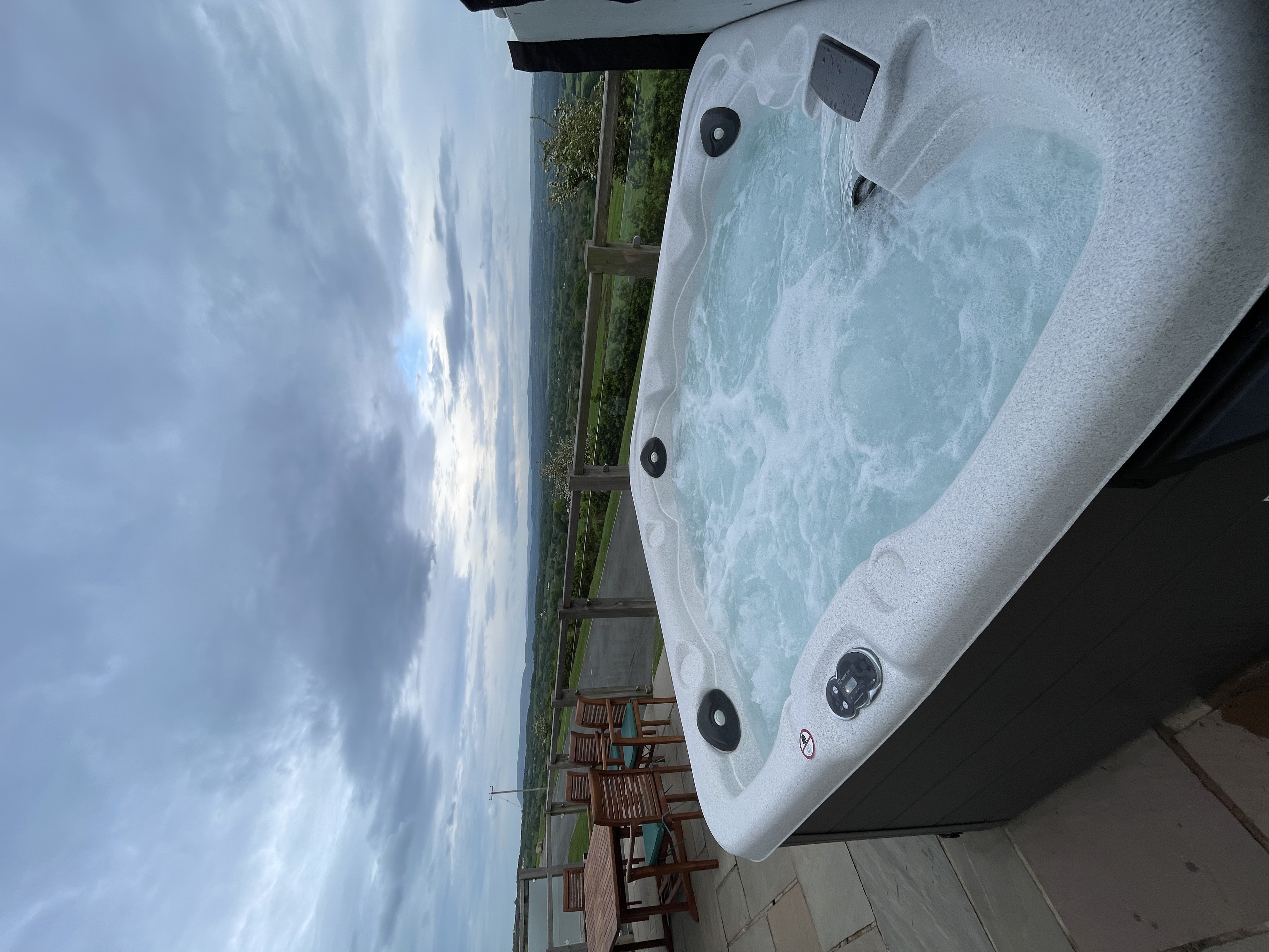 Photo of Valley View Lodge Sleeps 8 with Hot Tub (29)