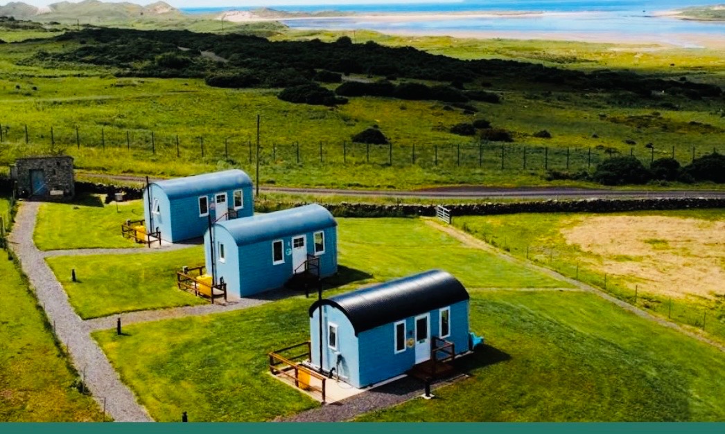 Photo of The Lazy Llama Shepherd Hut & Sauna (9)