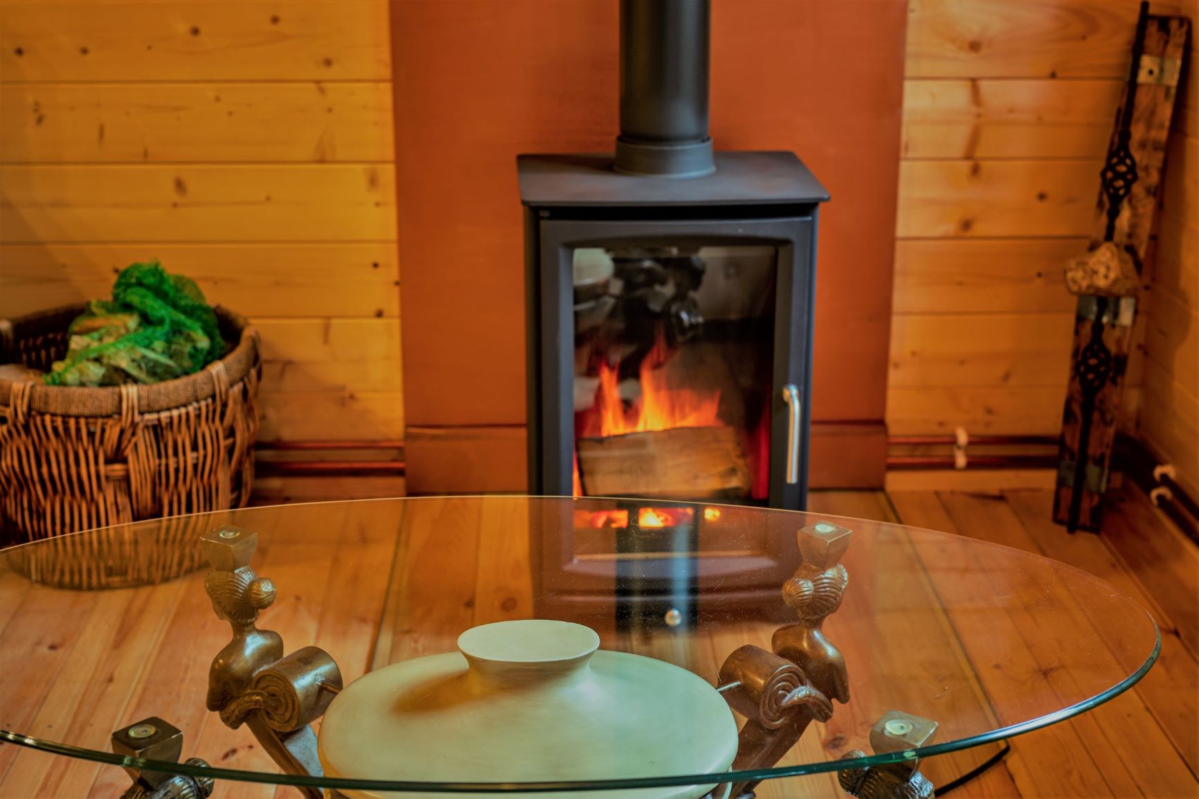 Photo of Swan Lodge With Hot Tub, Sauna and Treatments (7)