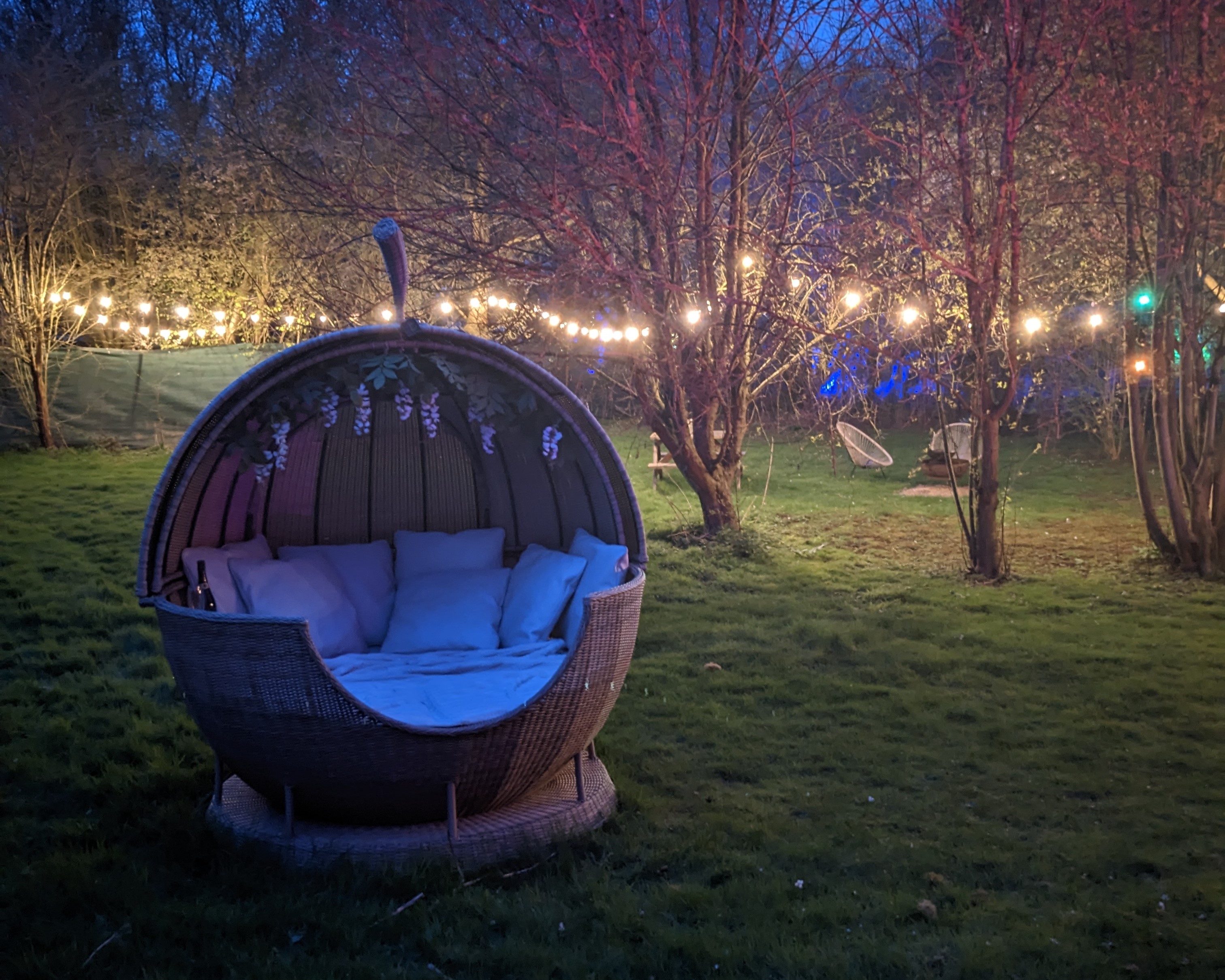 Photo of Swan Lodge With Hot Tub, Sauna and Treatments (22)