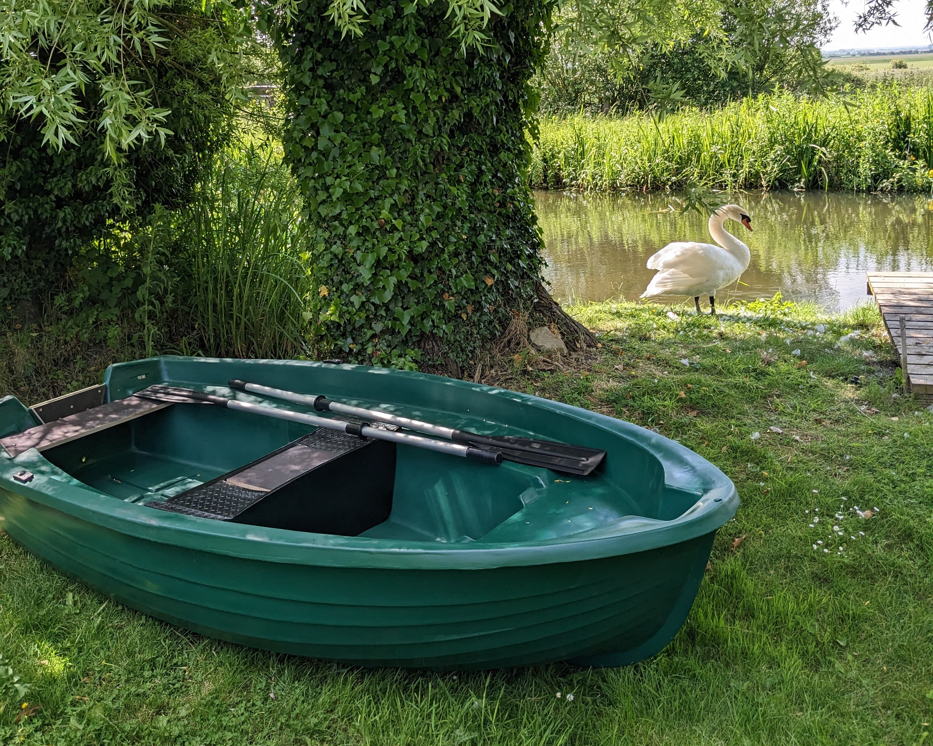 Photo of Swan Lodge With Hot Tub, Sauna and Treatments (21)