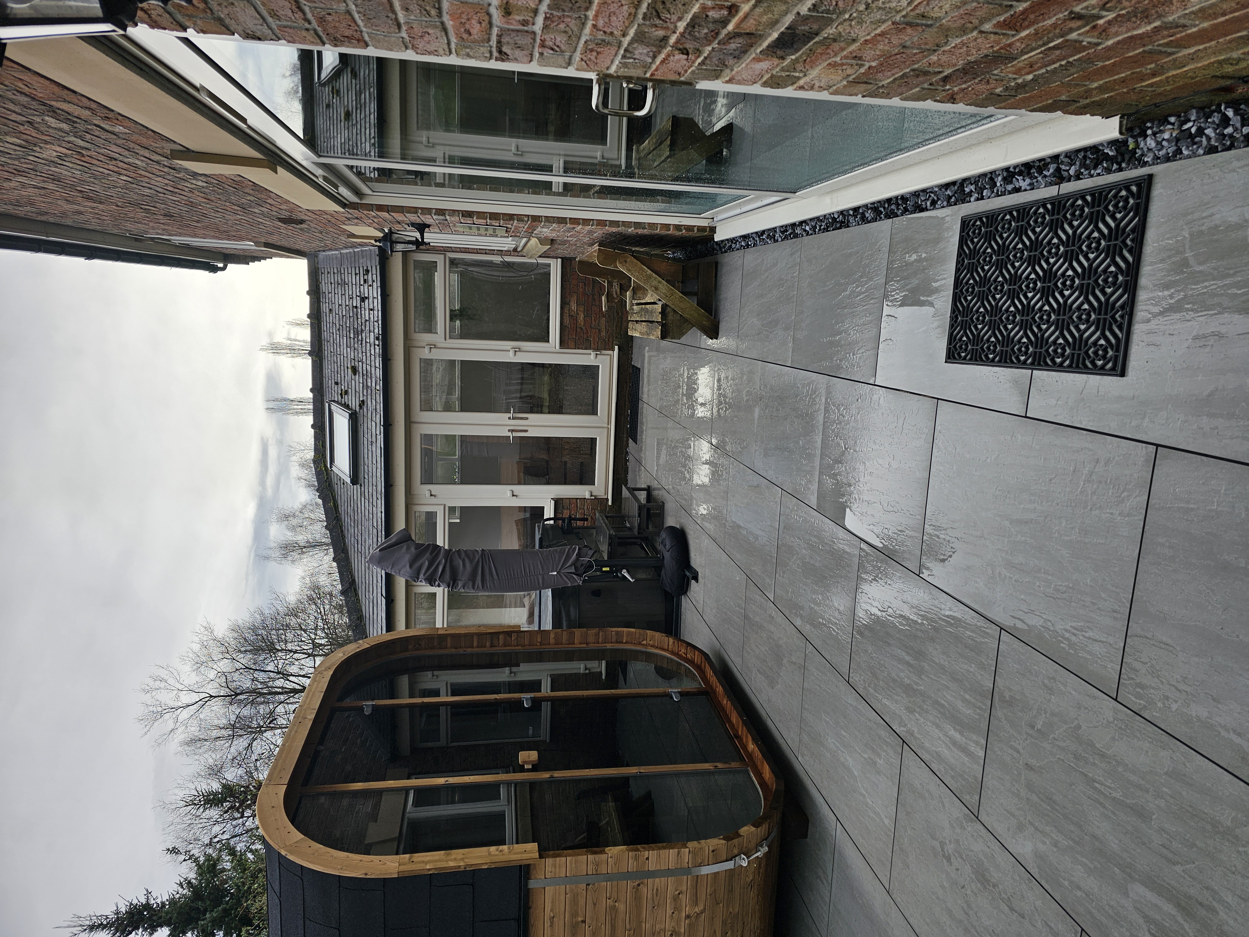 Absolutely amazing hottub