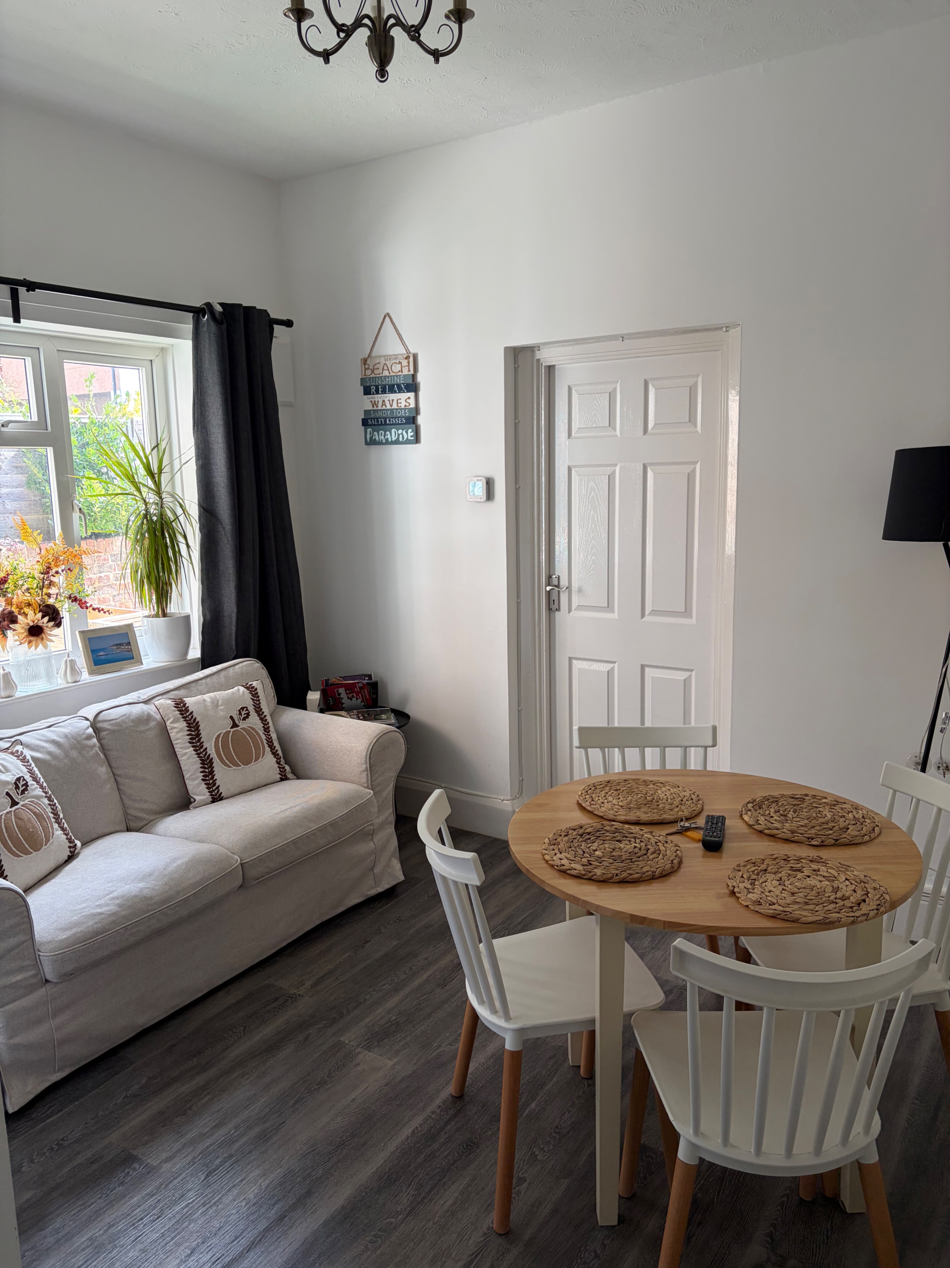 Photo of 2-Bed, Sleeps 4, Free Parking, Pets Allowed (40)