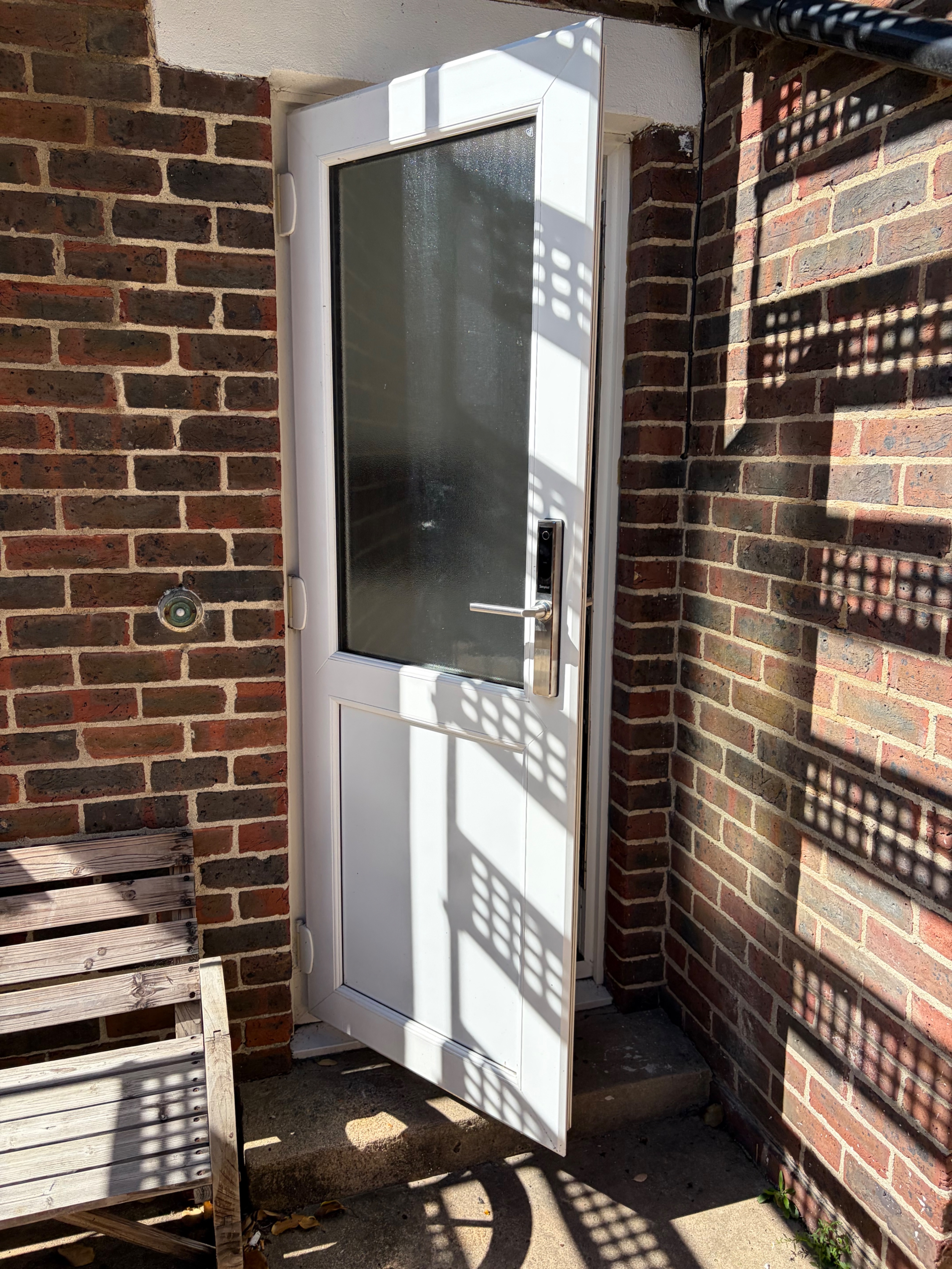 Photo of 2-Bed, Sleeps 4, Free Parking, Pets Allowed (27)