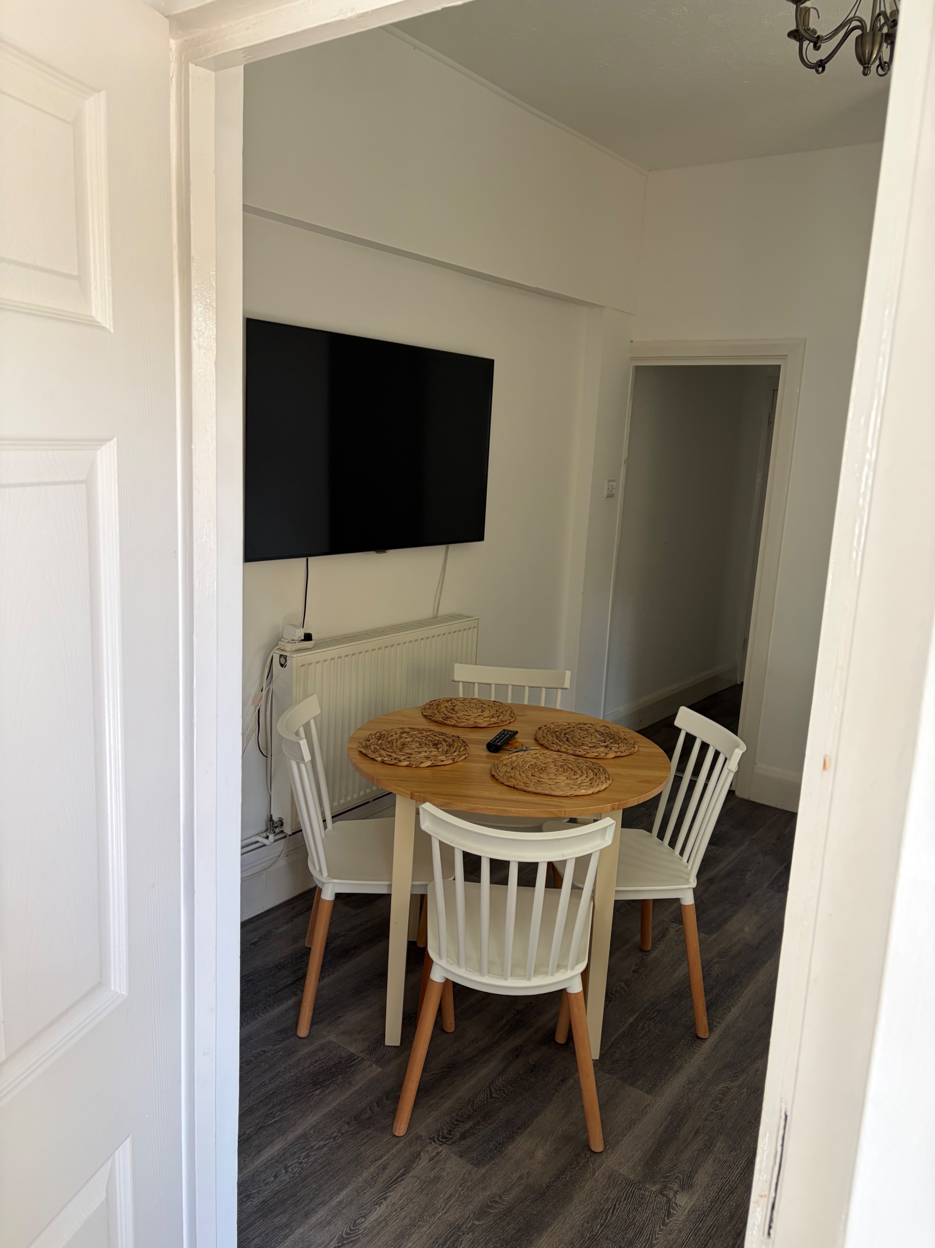 Photo of 2-Bed, Sleeps 4, Free Parking, Pets Allowed (43)