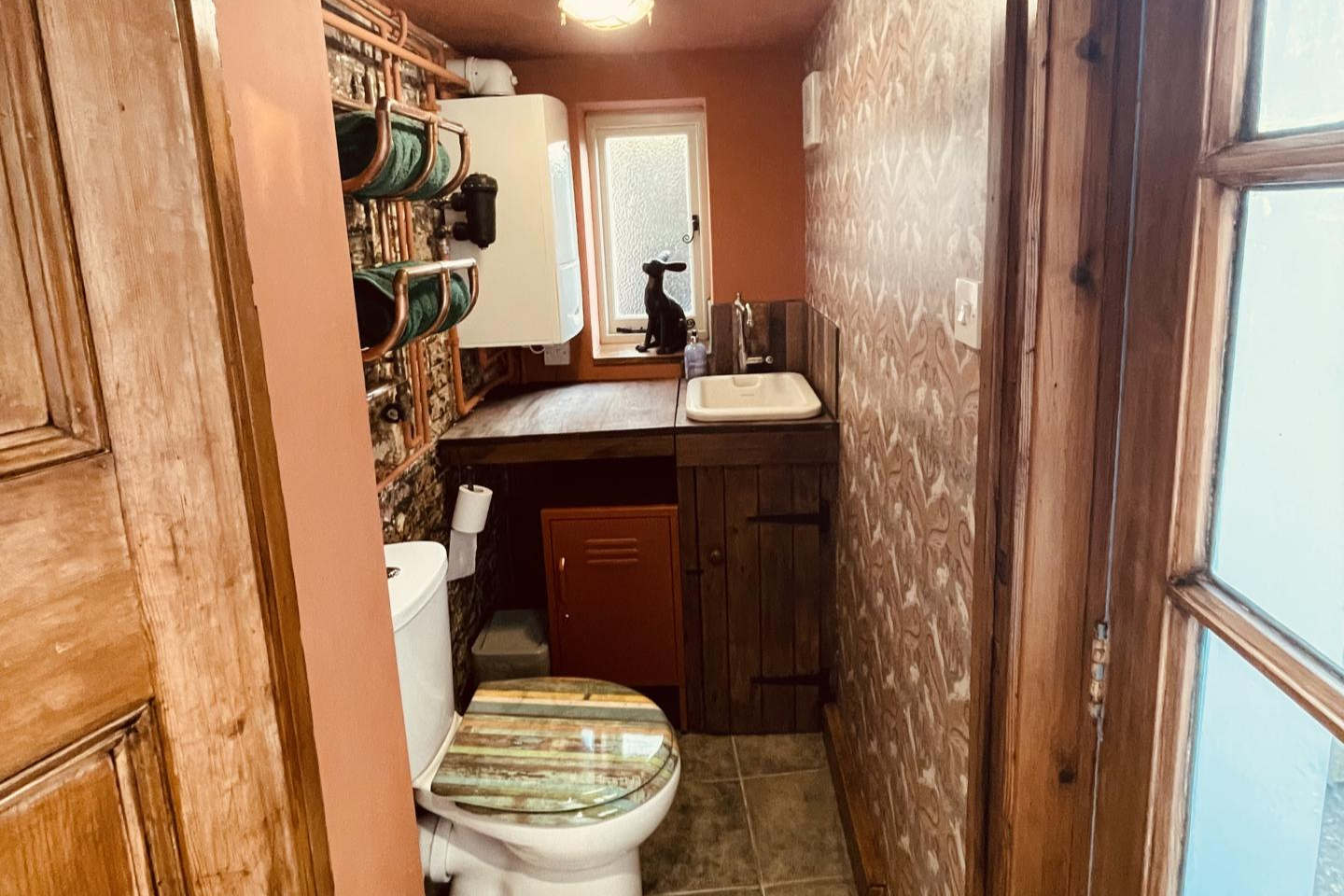 Photo of Charming Cottage Sleeps 4 with Sauna (20)