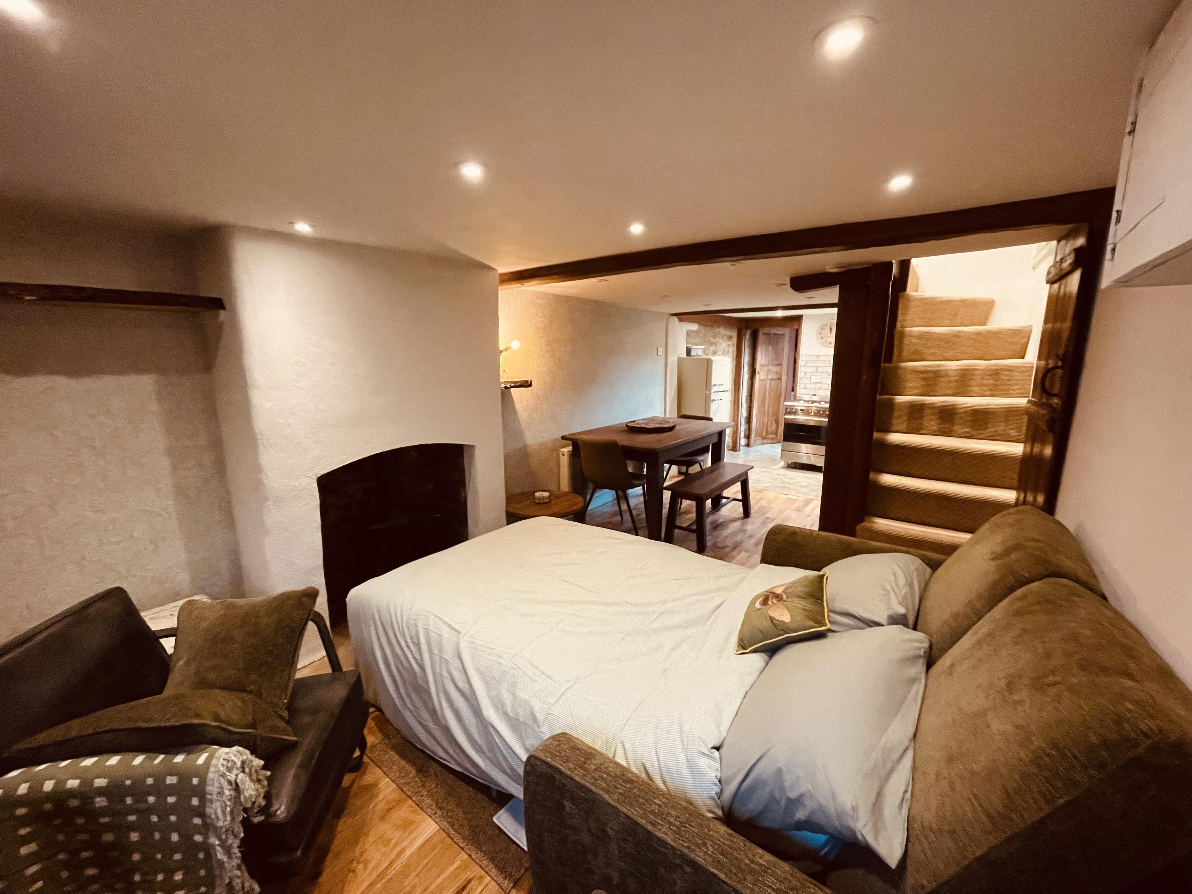 Photo of Charming Cottage Sleeps 4 with Sauna (18)