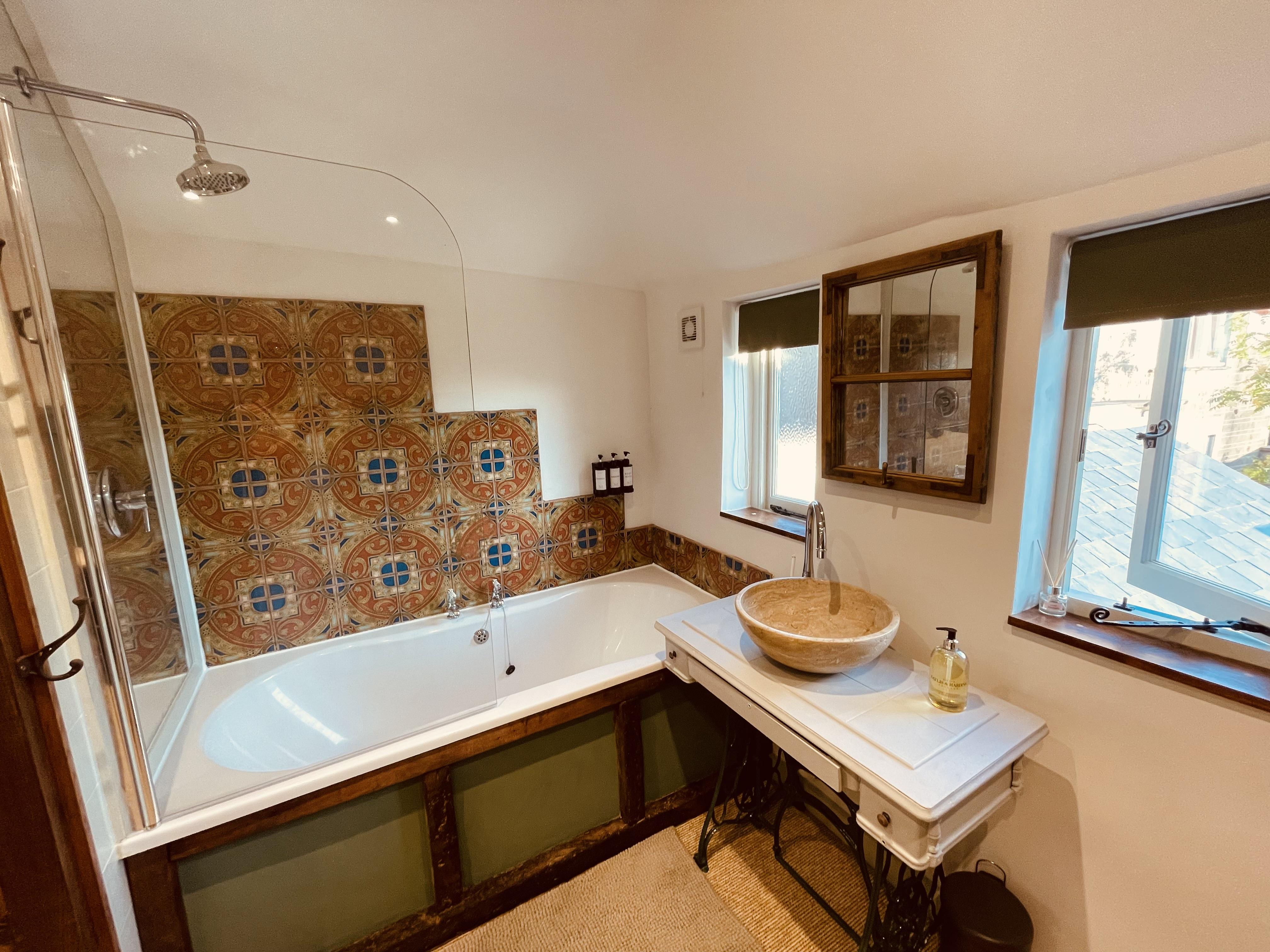 Photo of Charming Cottage Sleeps 4 with Sauna (9)