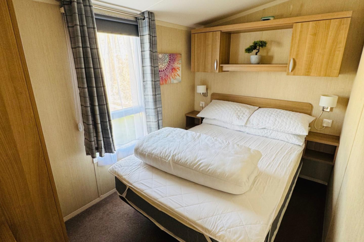 Double bed 