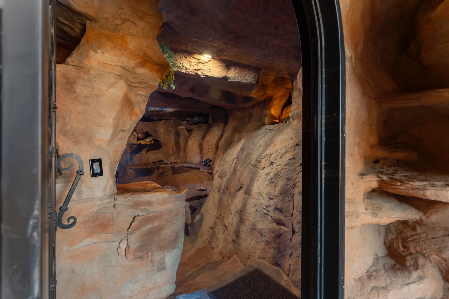Cave Dwellers- Zions' Only Hand-Sculpted Cave