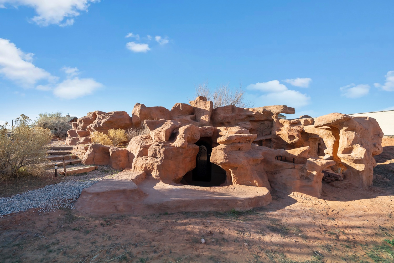 Cave Dwellers- Zions' Only Hand-Sculpted Cave